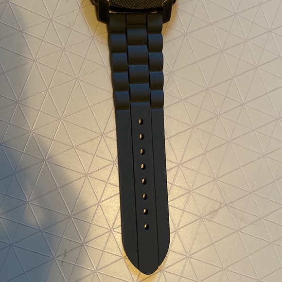 Stainless Steel Black Fossil Watch - Picture 4 of 6